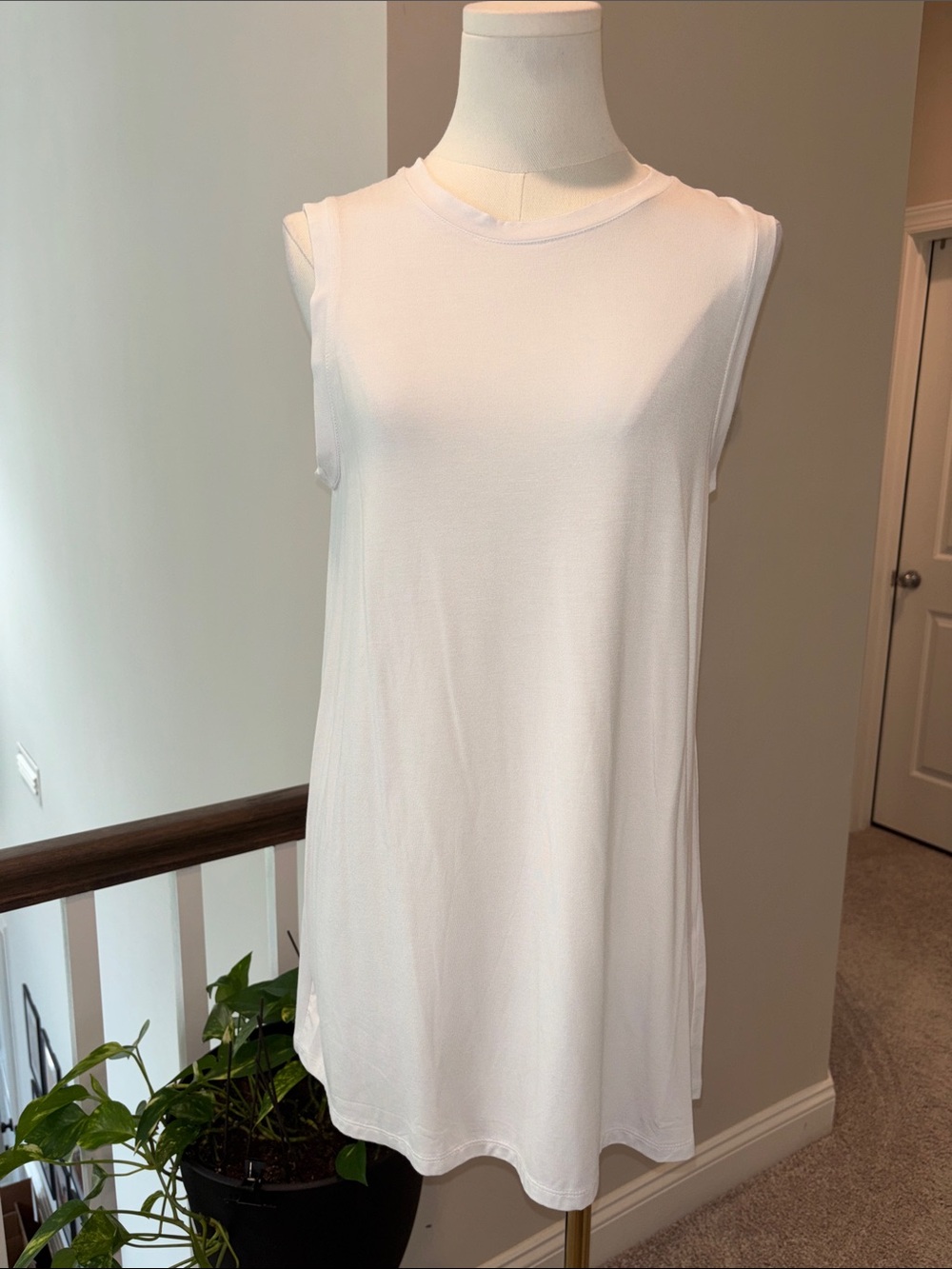 Sleeveless White Women's Tunic Top